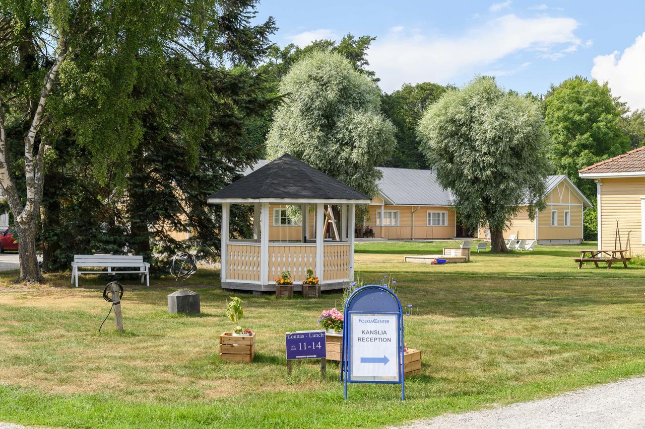 Folkiacenter Gaesthem - Vieraskoti - Guesthouse Ханко Экстерьер фото